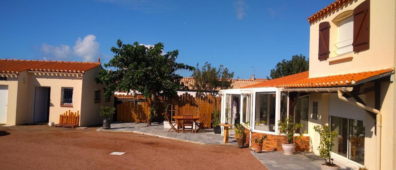 Le Fenouiller Gite "La Belle Etoile" 2 Nuits Minimum, 3 Etoiles מראה חיצוני תמונה
